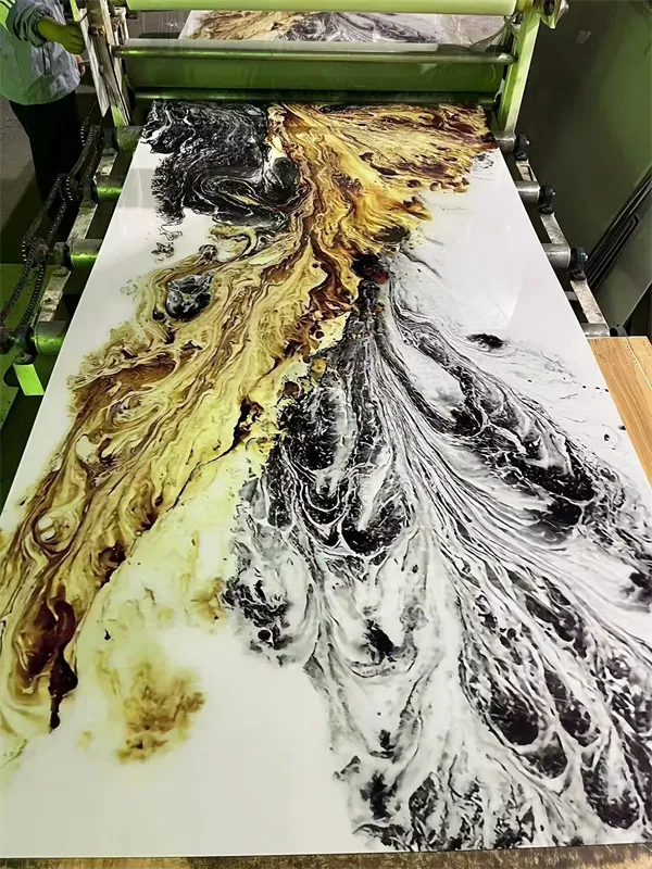 ألواح رخام PVC لتزيين الجدران